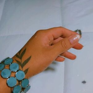 Elegant Blue Bracelet